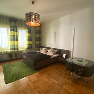 Familie Kamer met een King Size Bed